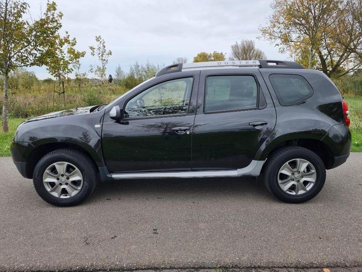 Dacia Duster 1.2 TCE 4X2 Blackshadow,leder,navigatie,trekhaa, Auto's, Dacia, Bedrijf, Duster, ABS, Airbags, Airconditioning, Boordcomputer