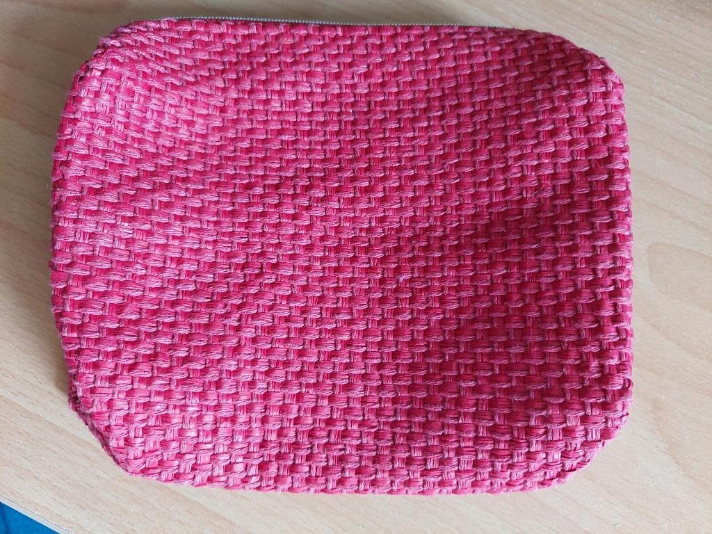 Toilettasje Sisley - rood - afmeting 16 x 17 x 6 cm - nieuw, Verzenden, Nieuw, Rood, Dame