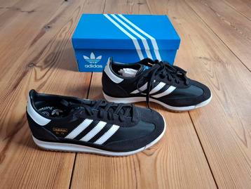 Zwart/Witte "Adidas" SL72RS sportschoenen. Mt.38.2/3. beschikbaar voor biedingen