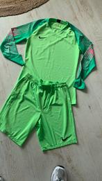 Nike keepers tenue maat M groen, Kleding | Heren, Maat 48/50 (M), Nike, Ophalen of Verzenden, Voetbal