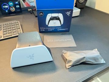 Razer PS5 quick charging stand - nieuw beschikbaar voor biedingen