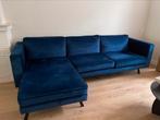 Blauwe velvet hoekbank, Ophalen, Zo goed als nieuw, Vierpersoons of meer