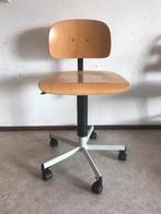 Ahrend bureaustoel, Ophalen of Verzenden, Zo goed als nieuw, Wit, Bureaustoel