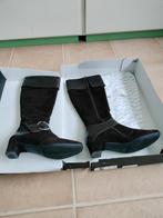 Footnotes suède laarzen mt 40.5 - z.g.a.n., Kleding | Dames, Schoenen, Bruin, Lage of Enkellaarzen, Ophalen of Verzenden, Zo goed als nieuw