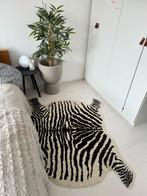 Zebra vloerkleed - afmetingen +- 130x155cm, Huis en Inrichting, Stoffering | Tapijten en Kleden, Gebruikt, Ophalen of Verzenden