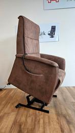 Gealux sta op fauteuil met accu bij Zitgemak in joure, Ophalen of Verzenden