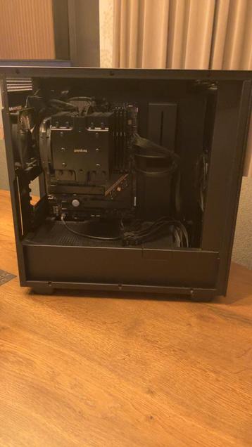 High-end AMD Game/Workstation PC – 7800X3D | 64GB DDR5 | 2TB beschikbaar voor biedingen