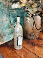 Hele oude brocante vaas fles, Huis en Inrichting, Woonaccessoires | Vazen, ., Aardewerk of Porselein, Ophalen of Verzenden, Zo goed als nieuw