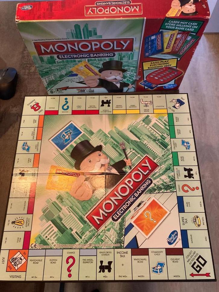 Monopoly Compleet in doos., Hobby en Vrije tijd, Gezelschapsspellen | Bordspellen, Zo goed als nieuw, Drie of vier spelers, Vijf spelers of meer