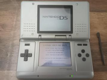 Nintendo DS Phat console beschikbaar voor biedingen