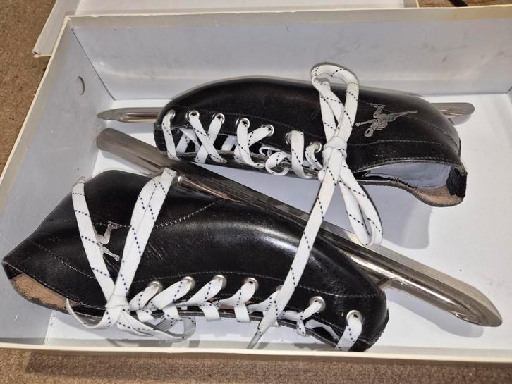 Stalen noren maat 38 Avento, Sport en Fitness, Schaatsen, Zo goed als nieuw, Noren, Overige merken, Ophalen of Verzenden