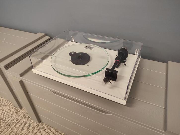 Pro-Ject | T2W | Platenspeler | Wit, Audio, Tv en Foto, Platenspelers, Zo goed als nieuw, Platenspeler, Overige merken, Ophalen of Verzenden