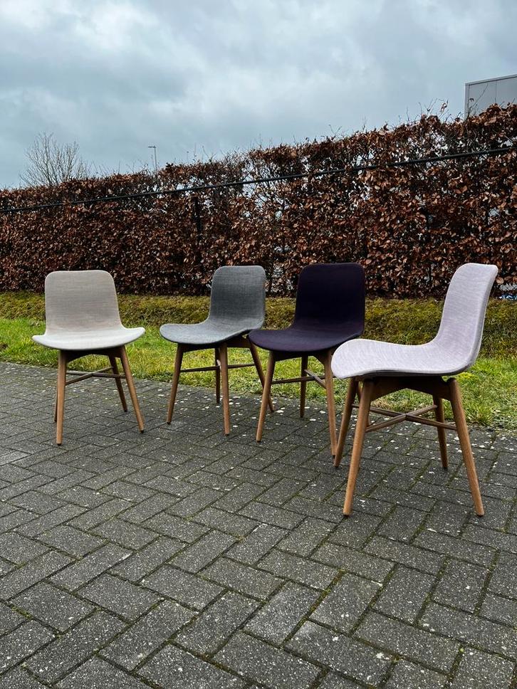Norr11 Langue designstoelen, Huis en Inrichting, Stoelen, Gebruikt, Vier, Hout, Stof, Overige kleuren, Ophalen of Verzenden