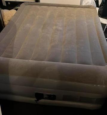 Bestway luchtbed beschikbaar voor biedingen