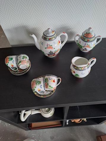 Oud Chinees Servies beschikbaar voor biedingen