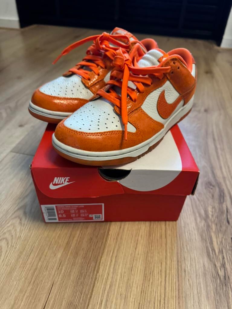 Nike Dunk Low Orange/White maat 42, Kleding | Heren, Schoenen, Ophalen, Nieuw, Overige kleuren