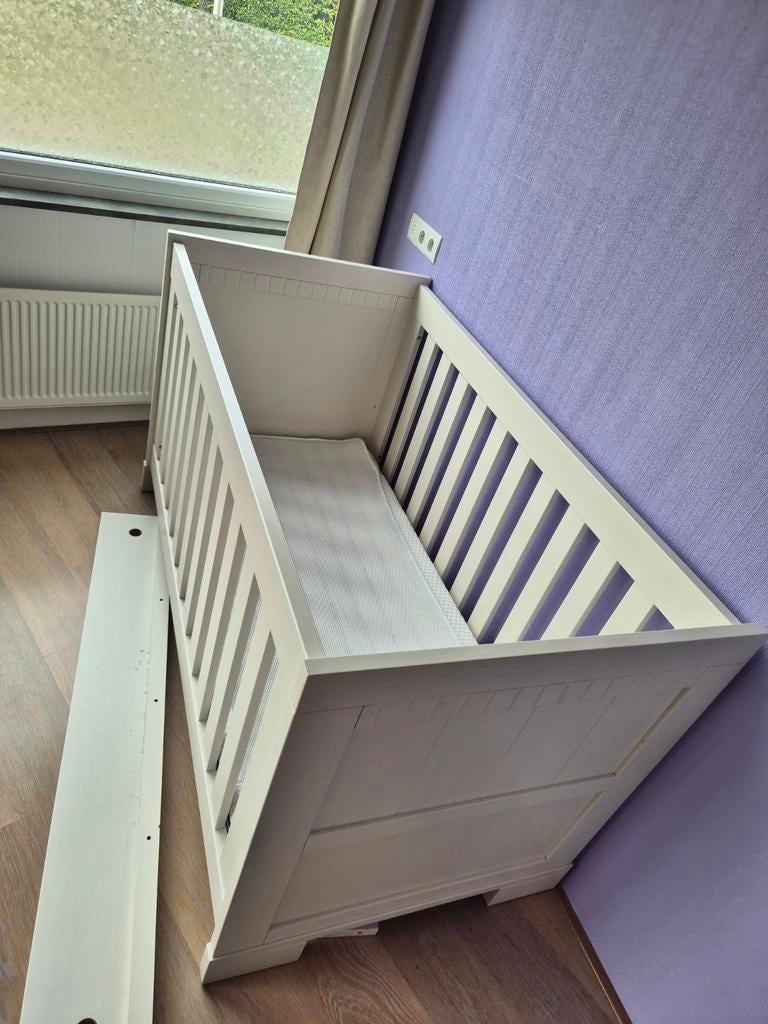 Ledikant om te bouwen naar peuterbed - zo goed als nieuw, Ophalen