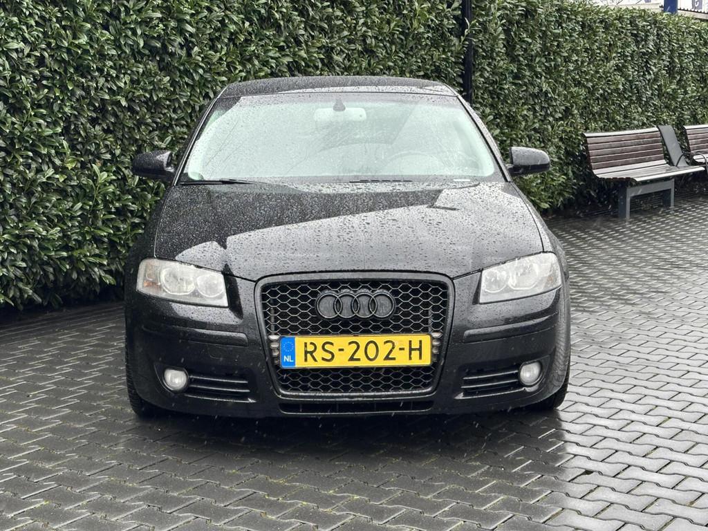 Audi A3 2.0 FSI Attraction AUTOMAAT, LEDER BOSE SOUND, CRUIS, Auto's, 4 cilinders, Traction-control, Zwart, Leder
