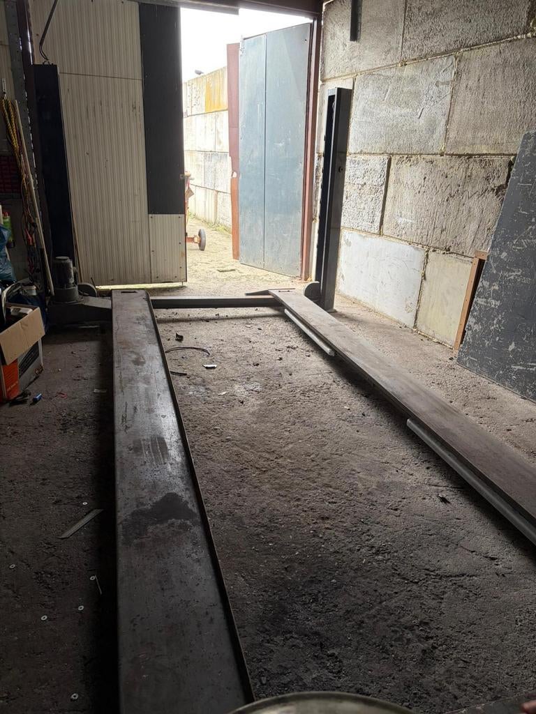 4 Koloms Hefbrug - 5m lang, 2m breed, 380V, Auto diversen, Autogereedschap, Ophalen of Verzenden