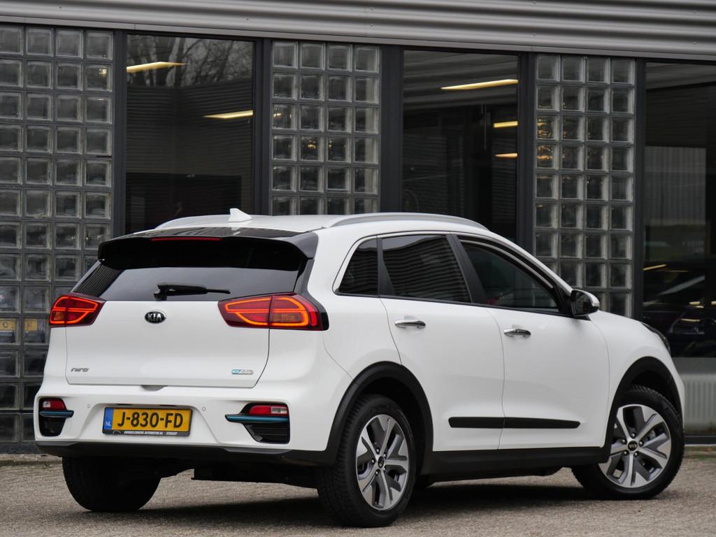 Kia e-Niro 64kWh/ SOH 100%/ EXECUTIVELINE/ WARMTEPOMP, Gebruikt, 1712 kg, Wit, 64 kWh