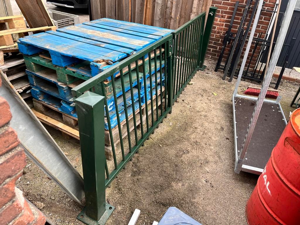 Hekwerk / poort met palen, Tuin en Terras, Tuinhekken en Hekwerk, Ophalen, Zo goed als nieuw, Tuinhek