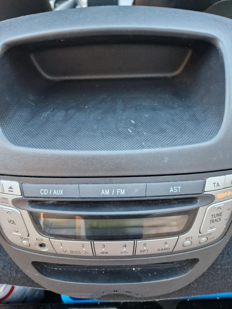 Originele autoradio Peugeot 107, Auto-onderdelen, Dashboard en Schakelaars, Ophalen of Verzenden, Peugeot