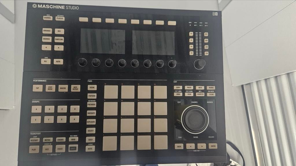 Native Instruments Maschine Studio - Zo goed als nieuw, Ophalen of Verzenden, Zo goed als nieuw, Overige merken