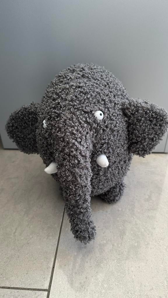 Olli knuffel olifant mascotte Feyenoord en blijdorp, Kinderen en Baby's, Speelgoed | Knuffels en Pluche, Ophalen, Zo goed als nieuw