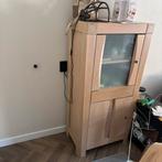 Twee vitrinekasten met glazen deuren, Ophalen, Gebruikt, Eikenhout, 50 tot 100 cm