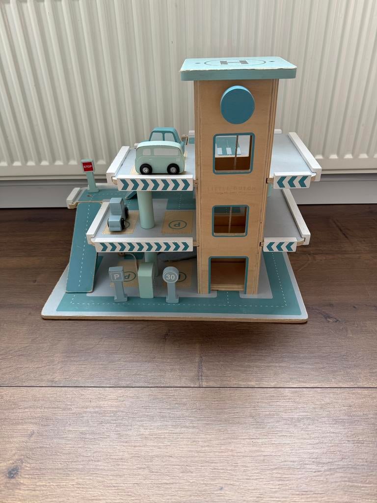Little Dutch parkeergarage, Kinderen en Baby's, Speelgoed | Houten speelgoed, Ophalen, Zo goed als nieuw