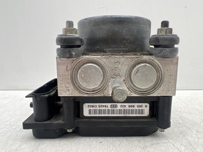 ABS Pomp van een Opel Corsa, Gebruikt, -, -, Opel