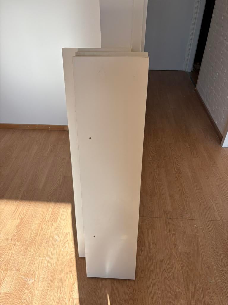 3 witte wandplanken, Ophalen, Zo goed als nieuw