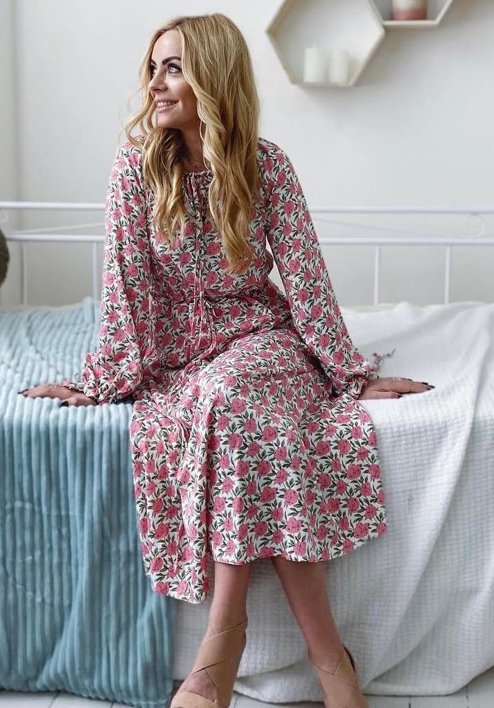 Prachtige nieuwe jurk uit Oekraïne - Maat S/M, Nieuw, Ophalen of Verzenden, Roze, Maat 36 (S)