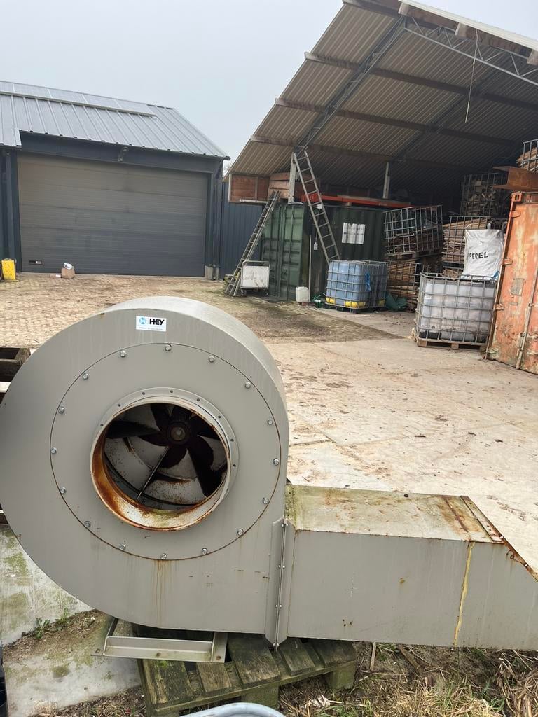 Grote afzuiger / blower, Doe-het-zelf en Verbouw, Ventilatie en Afzuiging, Ophalen, Afzuiger