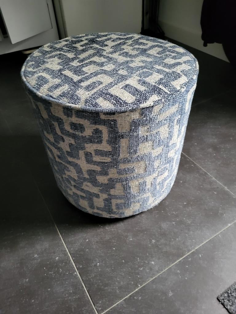 Poef hocker woood blauw beige zgan., Minder dan 50 cm, Rond, Minder dan 50 cm, Ophalen of Verzenden
