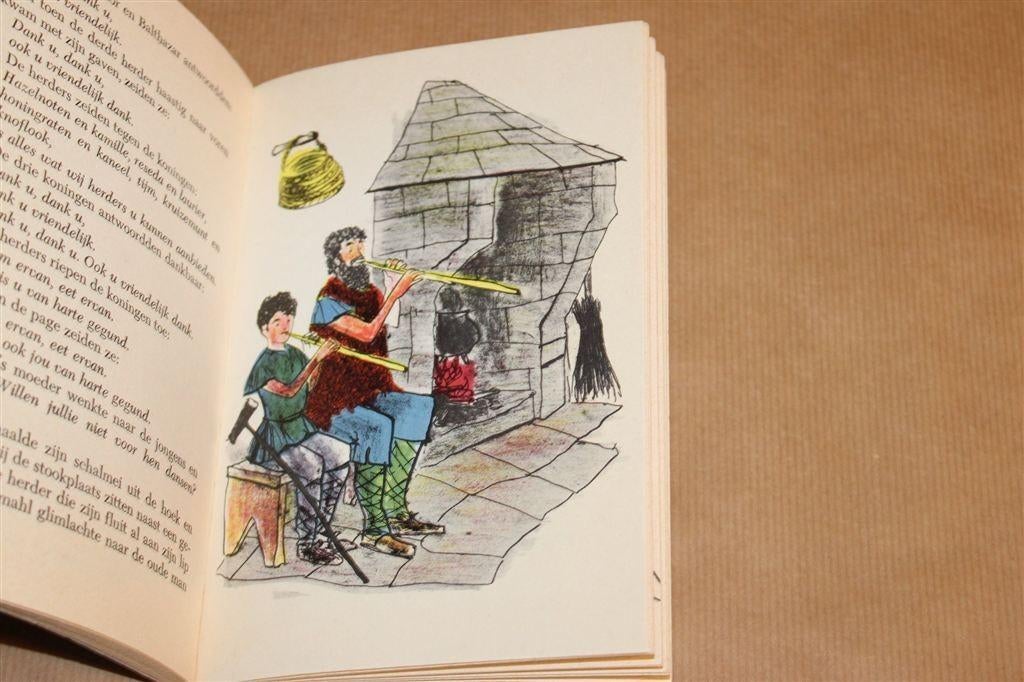 Amahl en de Drie Koningen — Kerstopera Verhaal 1962, Ophalen of Verzenden, Gelezen