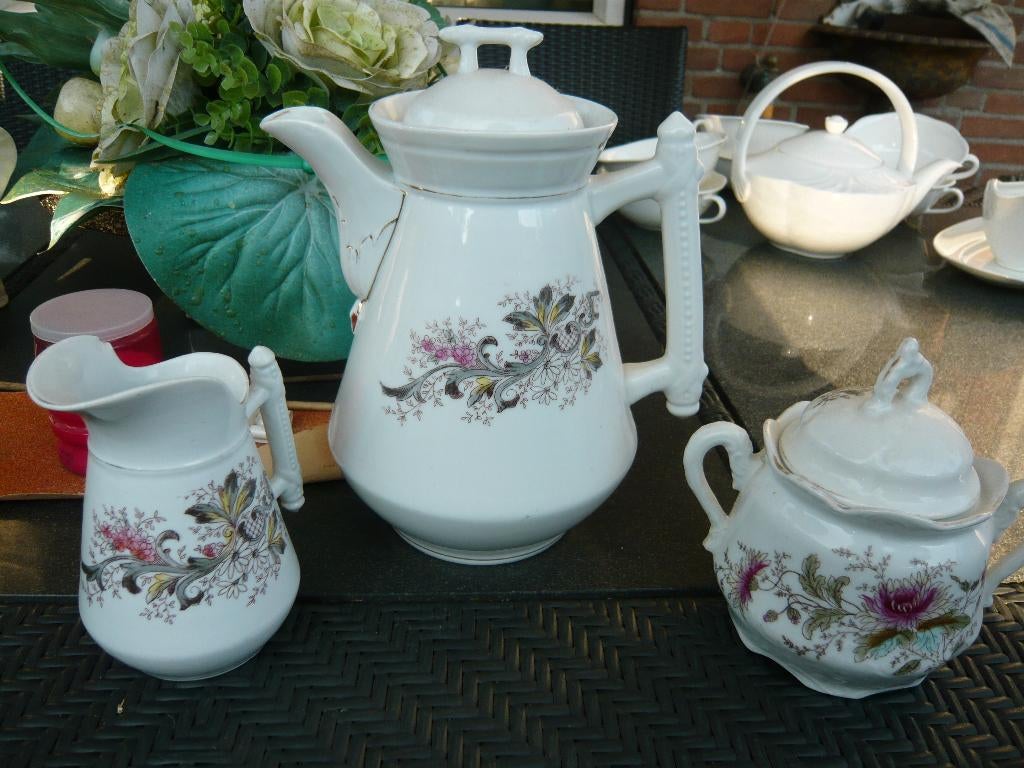 Porseleinen Koffiestel, Antiek en Kunst, Ophalen of Verzenden