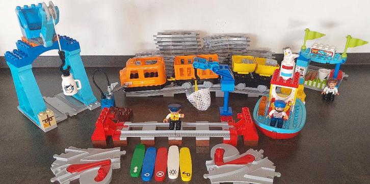 duplo trein 10857 (compleet met 10 extra rails), Kinderen en Baby's, Speelgoed | Duplo en Lego, Zo goed als nieuw, Duplo, Ophalen of Verzenden