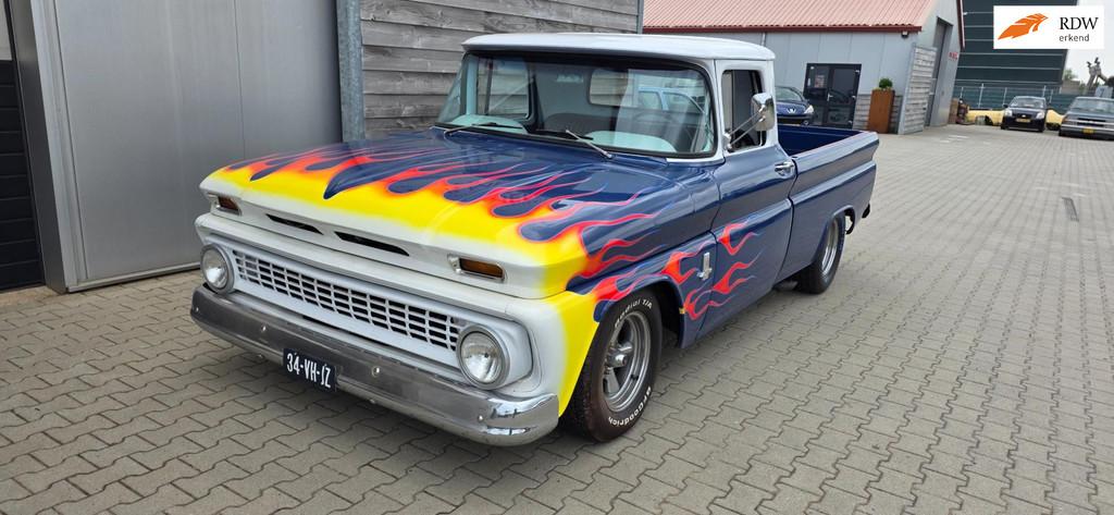 Chevrolet APACHE, Blauw, Leder, Bedrijf, 1753 kg