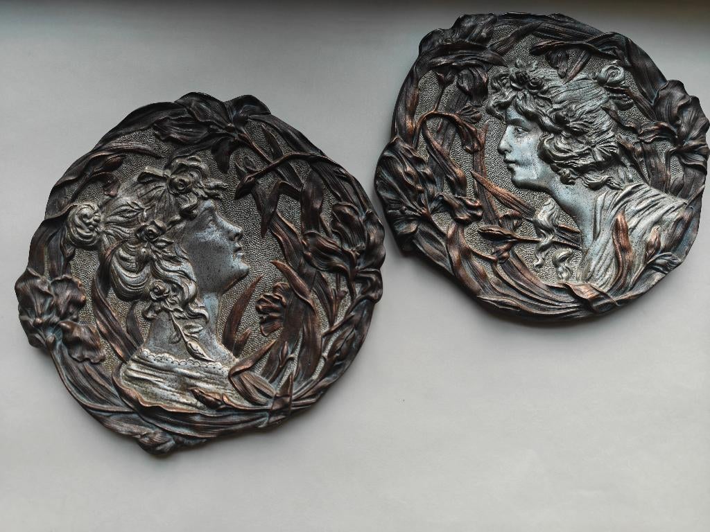 Set van 2 Jugendstil Wandplaten– Ernst Wahliss– Art Nouveau, Antiek en Kunst, Antiek | Wandborden en Tegels, Ophalen of Verzenden