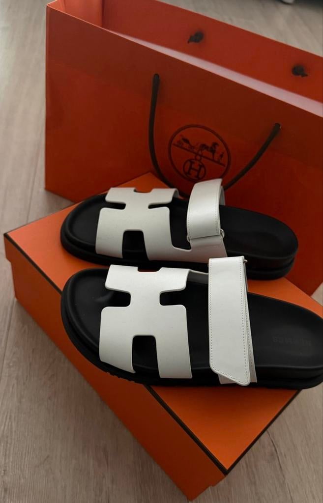 Hermès Chypre Sandalen Maat 37 nieuw, Kleding | Dames, Schoenen, Wit, Nieuw, Sandalen of Muiltjes, Ophalen of Verzenden