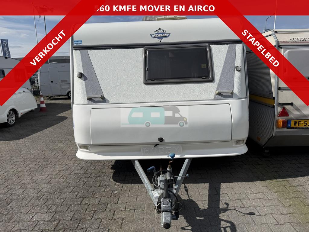 Hobby exclusive 560 KMFE Stapelbed (bj 2000), Caravans en Kamperen, Caravans, Hobby, Schokbreker, Bedrijf, Tot en met 6
