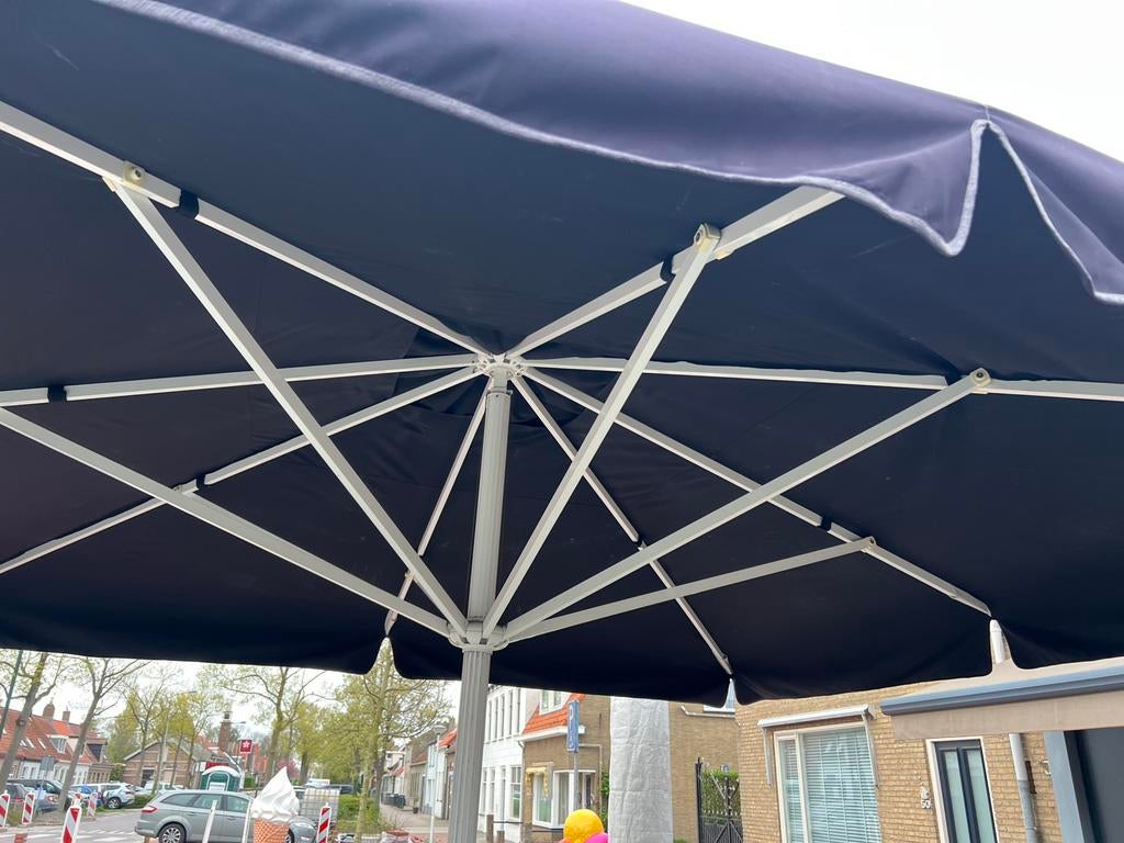 Horeca parasol 4 x 4 Meter  zie foto’s, Ophalen, Gebruikt, Waterdicht, Stokparasol