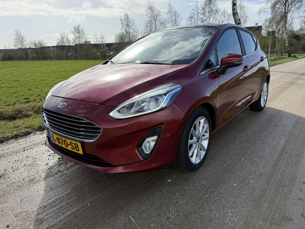 Ford Fiesta 1.0 EcoBoost Vignale | PANORAMADAK | AUTOMAAT |, Gebruikt, Met garantie (alle), 49 €/maand, Bedrijf