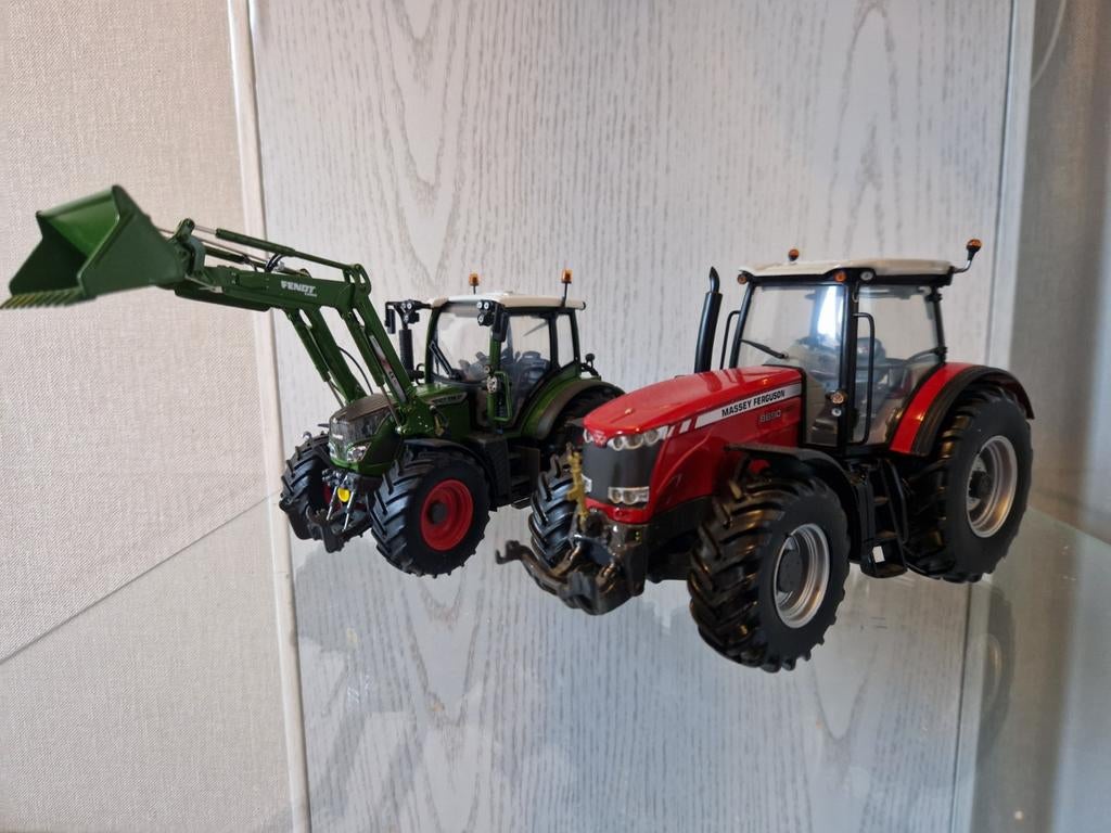 Massey Ferguson 8690 Universal Hobbies, Ophalen of Verzenden, Nieuw, Tractor of Landbouw