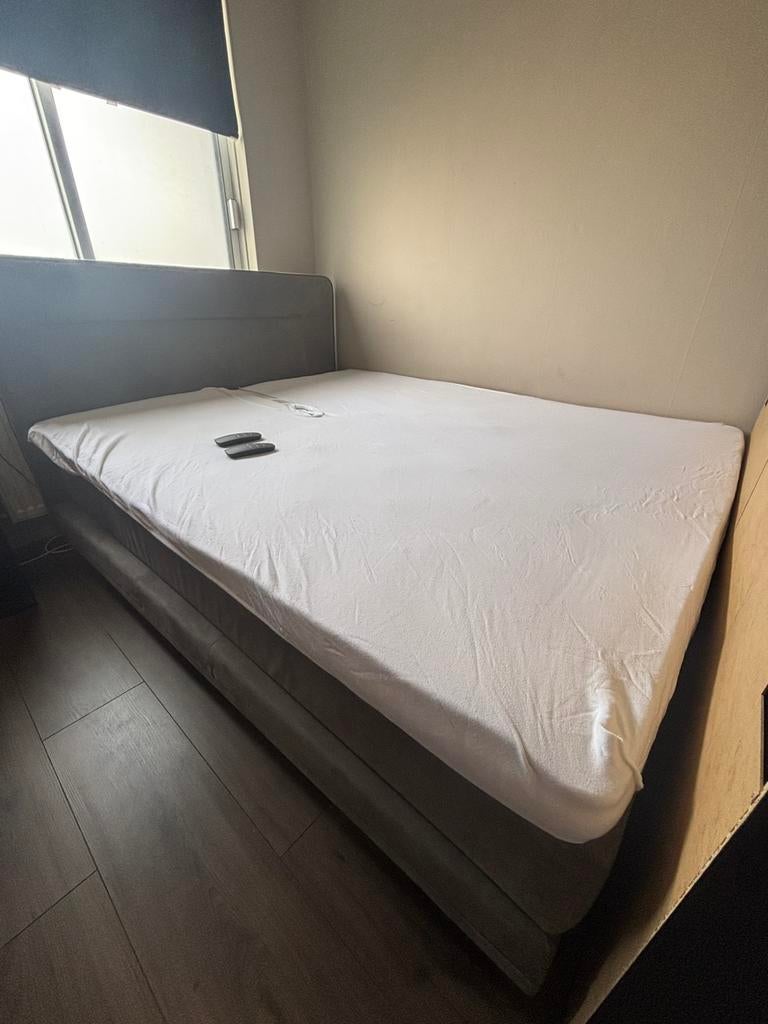 Elektrische Swiss Sense Boxspring 160x200, Ophalen, Tweepersoons, Zo goed als nieuw, 200 cm