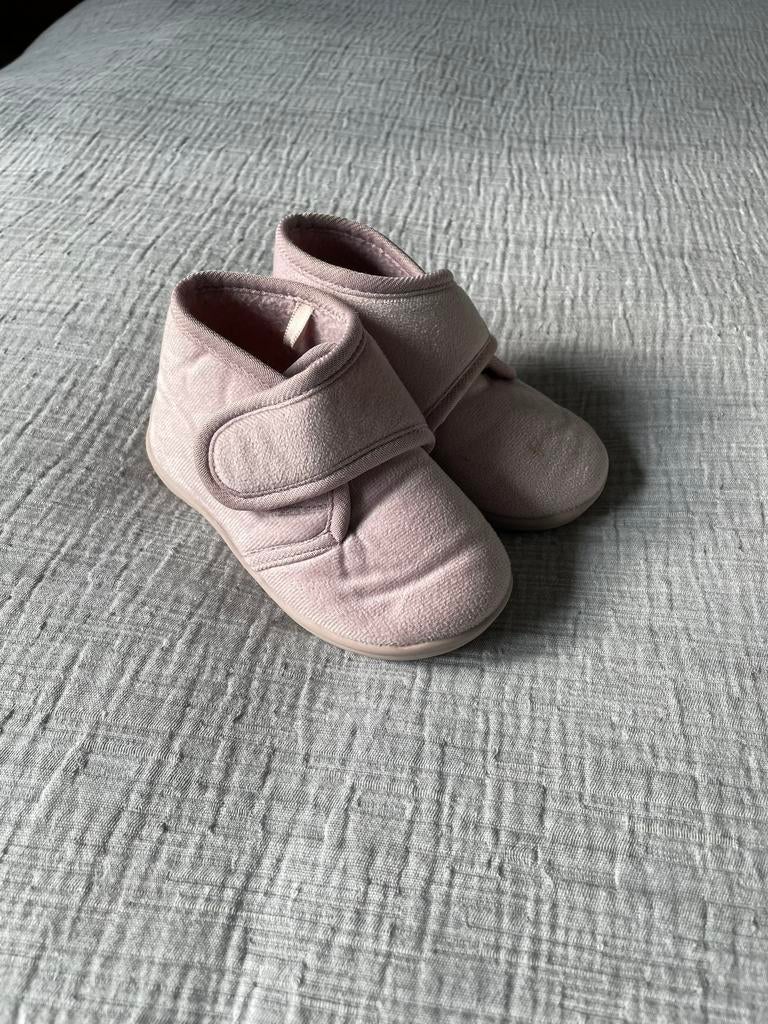 Roze pantoffeltjes maar 21/22, Ophalen of Verzenden, Zo goed als nieuw, Meisje