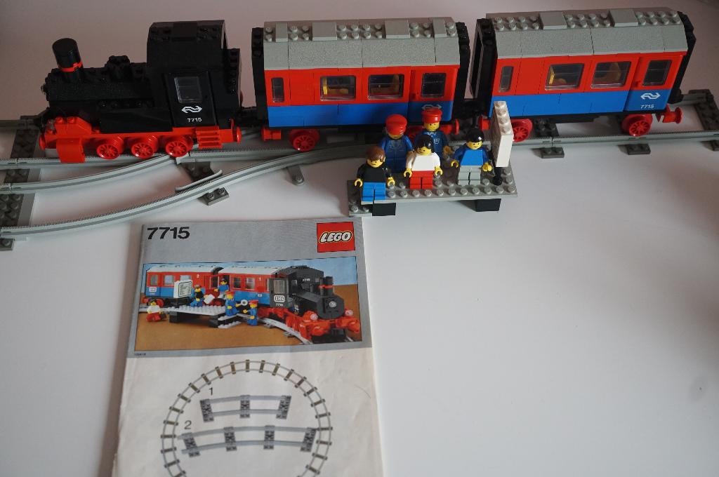 Lego trein 7715 met rails, wissel en net boekje, Ophalen of Verzenden, Gebruikt, Complete set, Lego