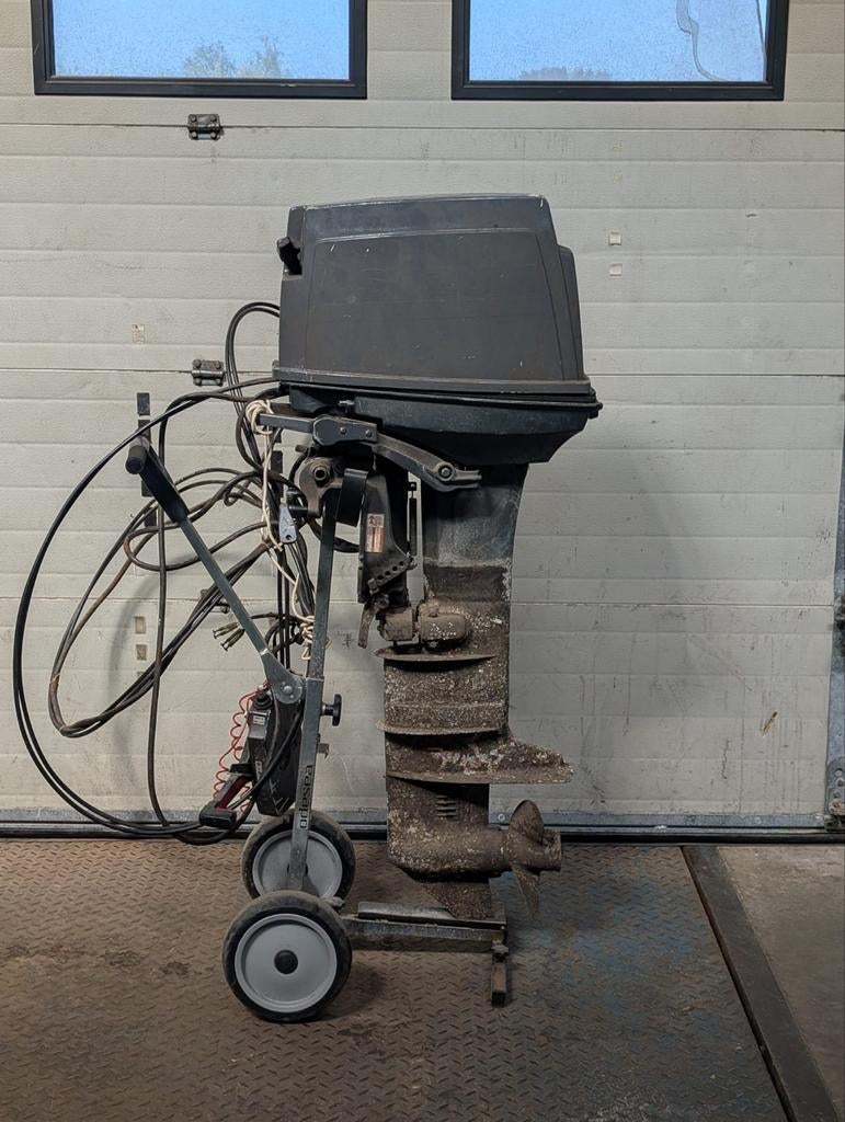 Suzuki 30 pk 2 takt langstraat elec gestart, Ophalen, Benzine, 30 pk of meer