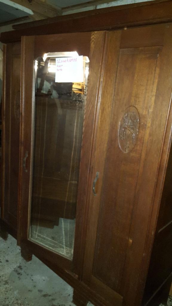 Slaapkamer kast, Ophalen, 25 tot 50 cm